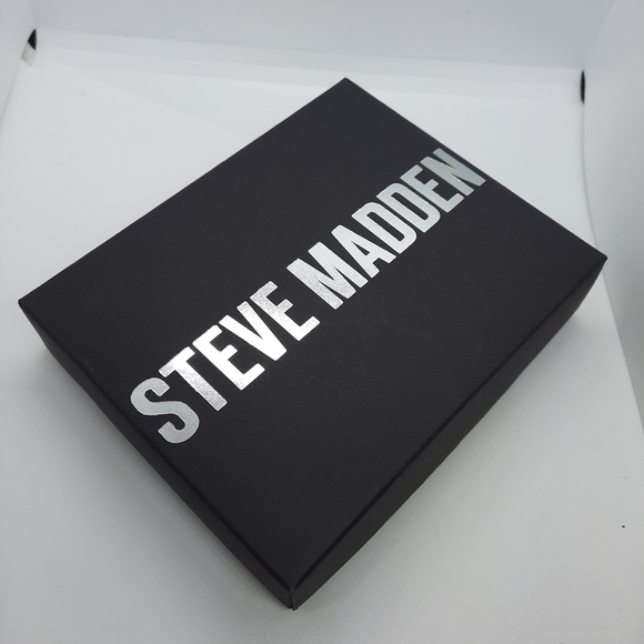 STEVEN MADDEN BRAND NEW - Picture 4 of 6